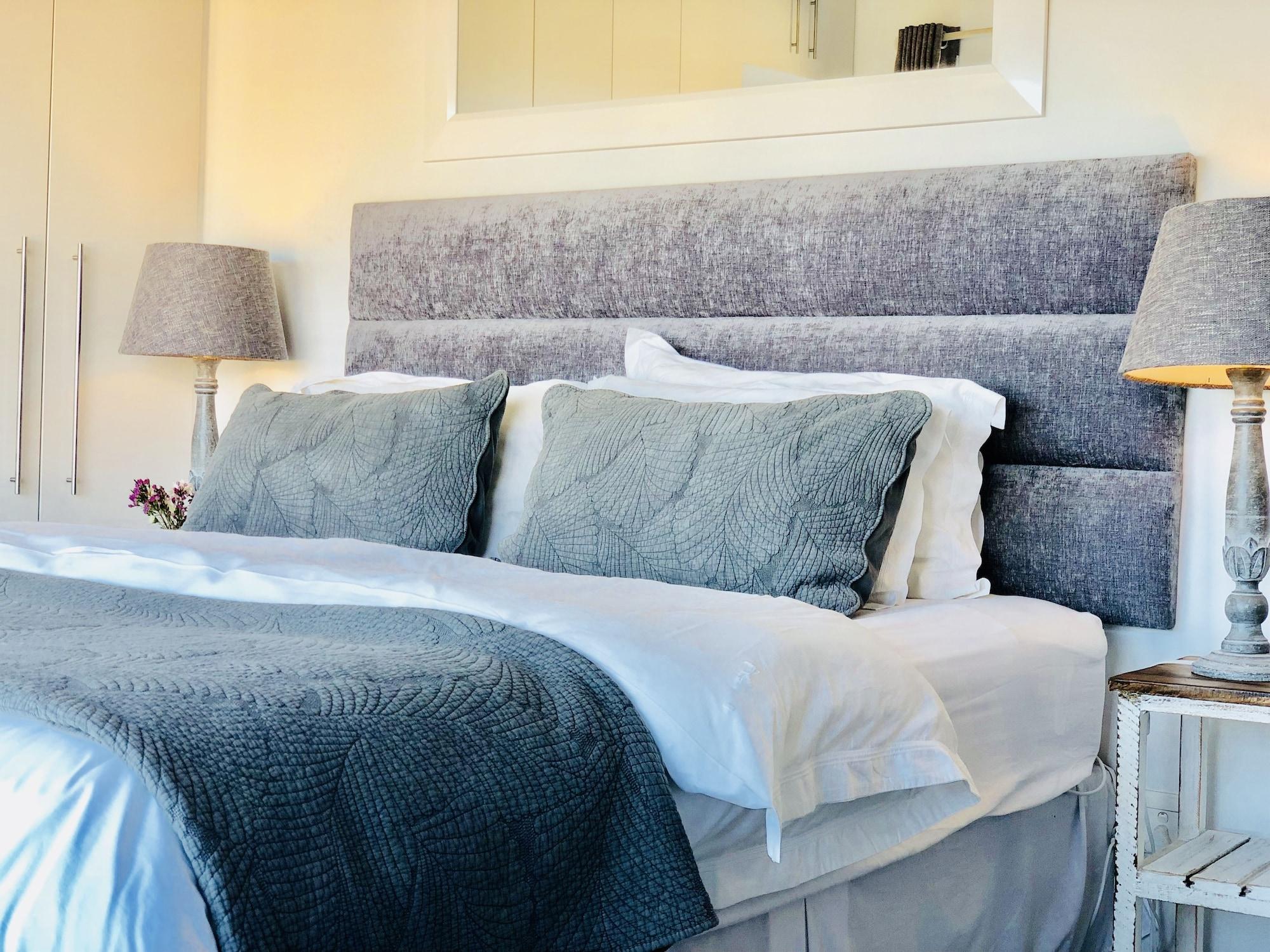 5 Options Guest House Bloubergstrand Exteriér fotografie