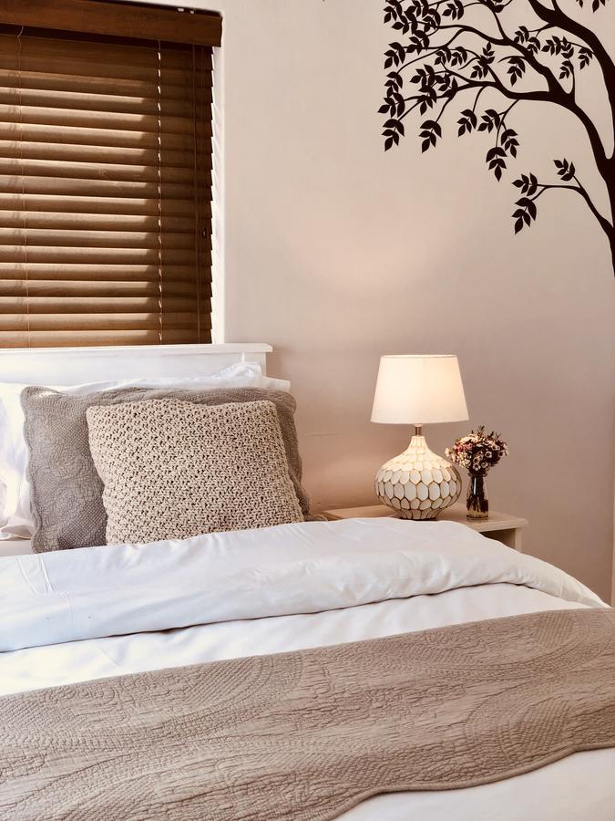 5 Options Guest House Bloubergstrand Exteriér fotografie
