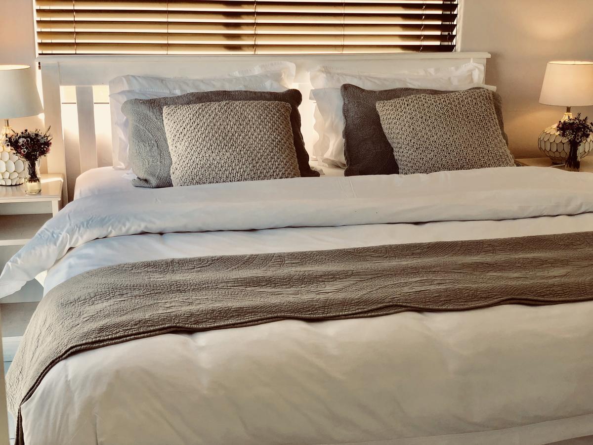 5 Options Guest House Bloubergstrand Exteriér fotografie